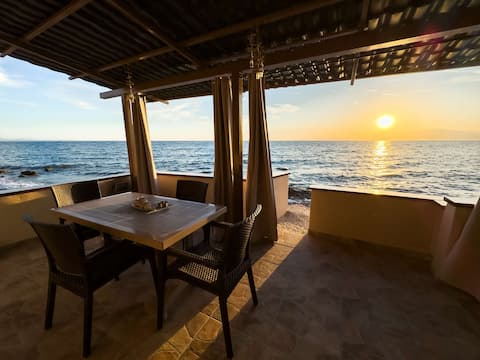 To Kyma - Seafront House