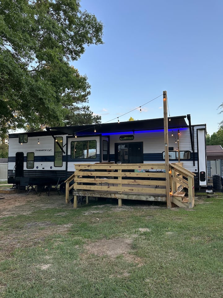 Luxury Off-Grid Rentals In Eufaula Alabama photo