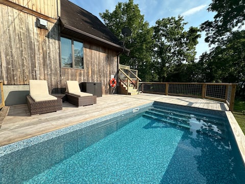 A-Frame w/Pool, Hot Tub, & Lake Access-Smith Park