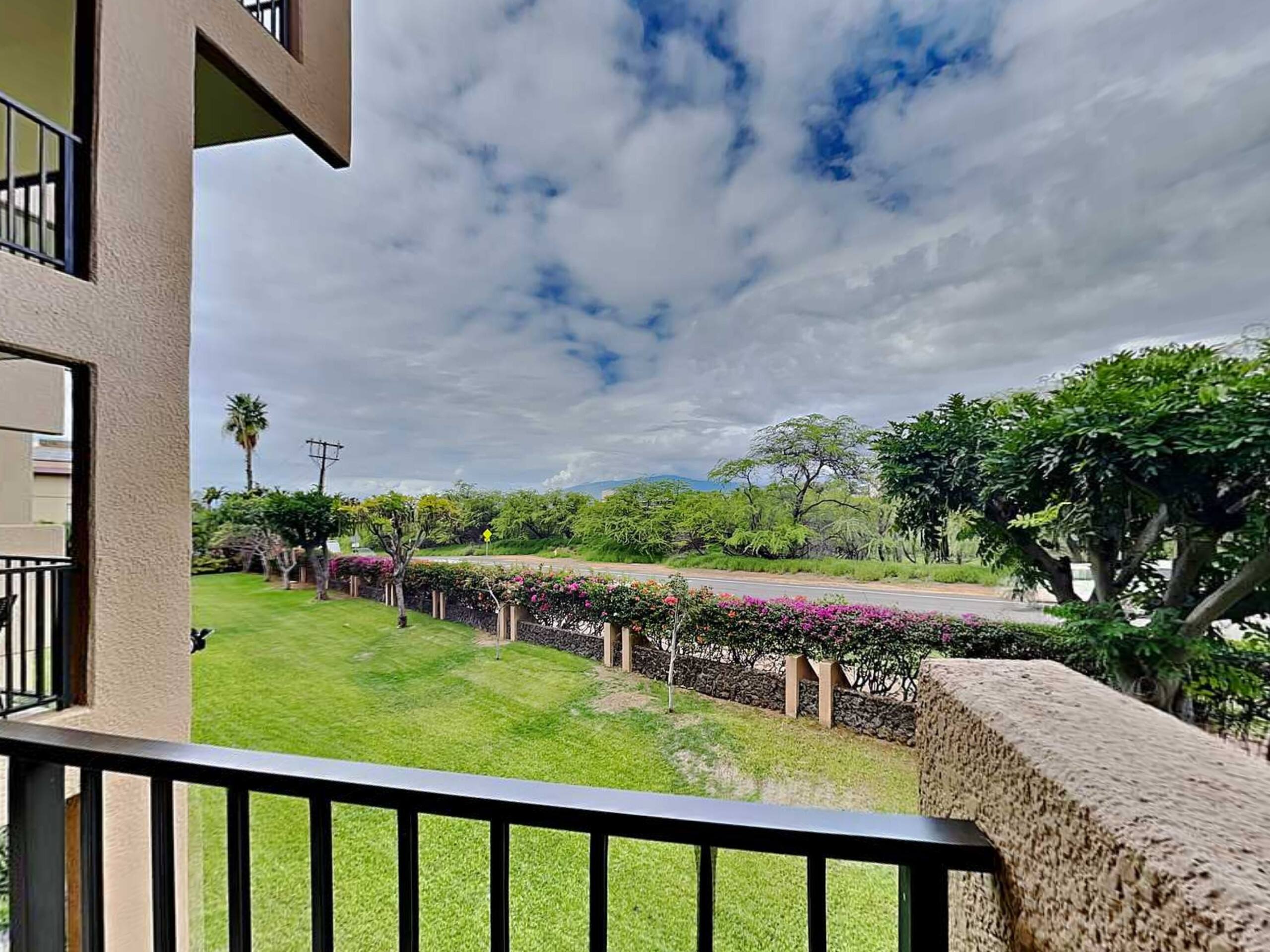 Condo in Kihei · ★4.5 · 1 bedroom · 2 beds · 2 baths - Image 1