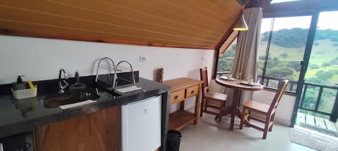 Top Airbnb: Comfortable cabin in front of Cachoeira dos Félix in Bueno Brandão