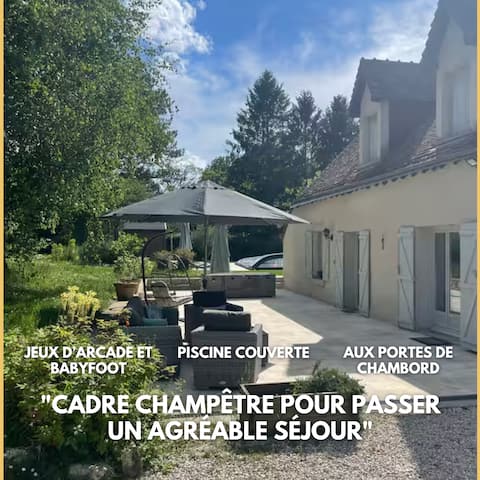 King farmhouse with pool, park, games, river