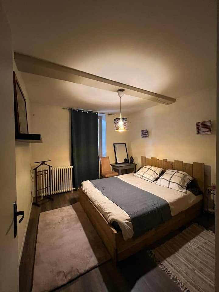 Chumba cha kwanza cha kulala