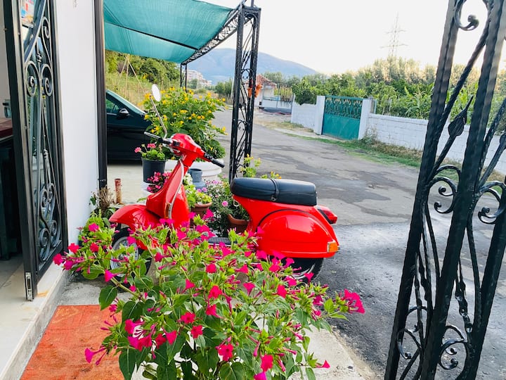 Hoteldonald Dhoma Apartamente - Himarë