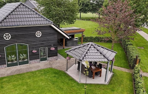 Cozy home in Den Ham with kitchen