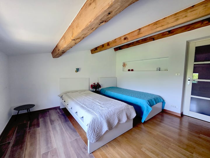 غرفة النوم 1