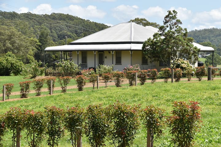 Mountain View Retreat Farm stay