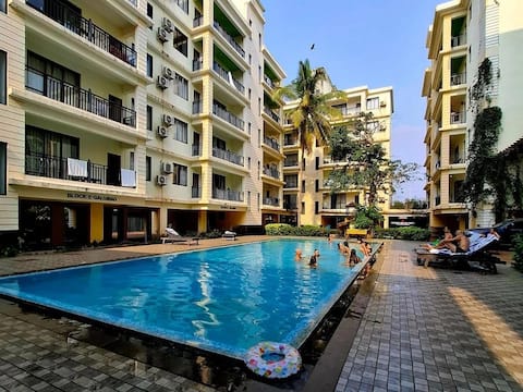 huge 1bhk, beach@700m walk, pristine pool