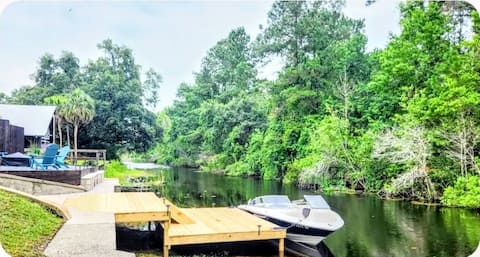 Getaway on the Waterway: Kayak, SUP, fish, relax!