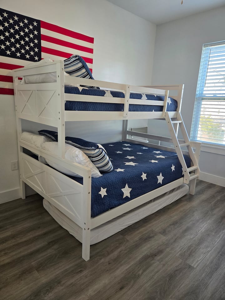 საძინებელი 3