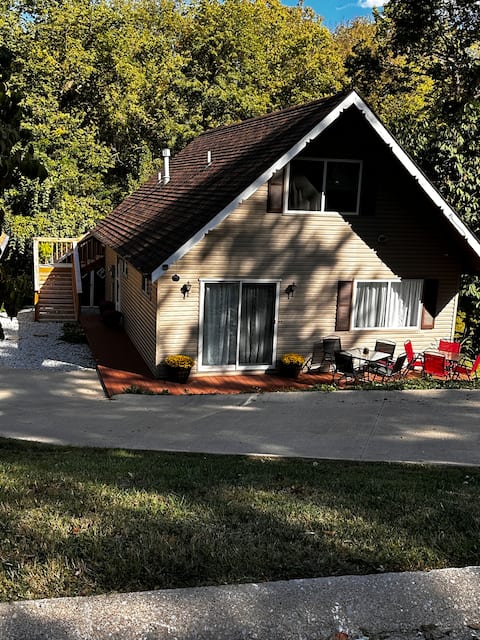 Katy Chalet