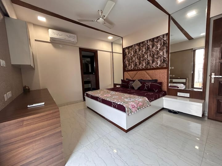 საძინებელი 1