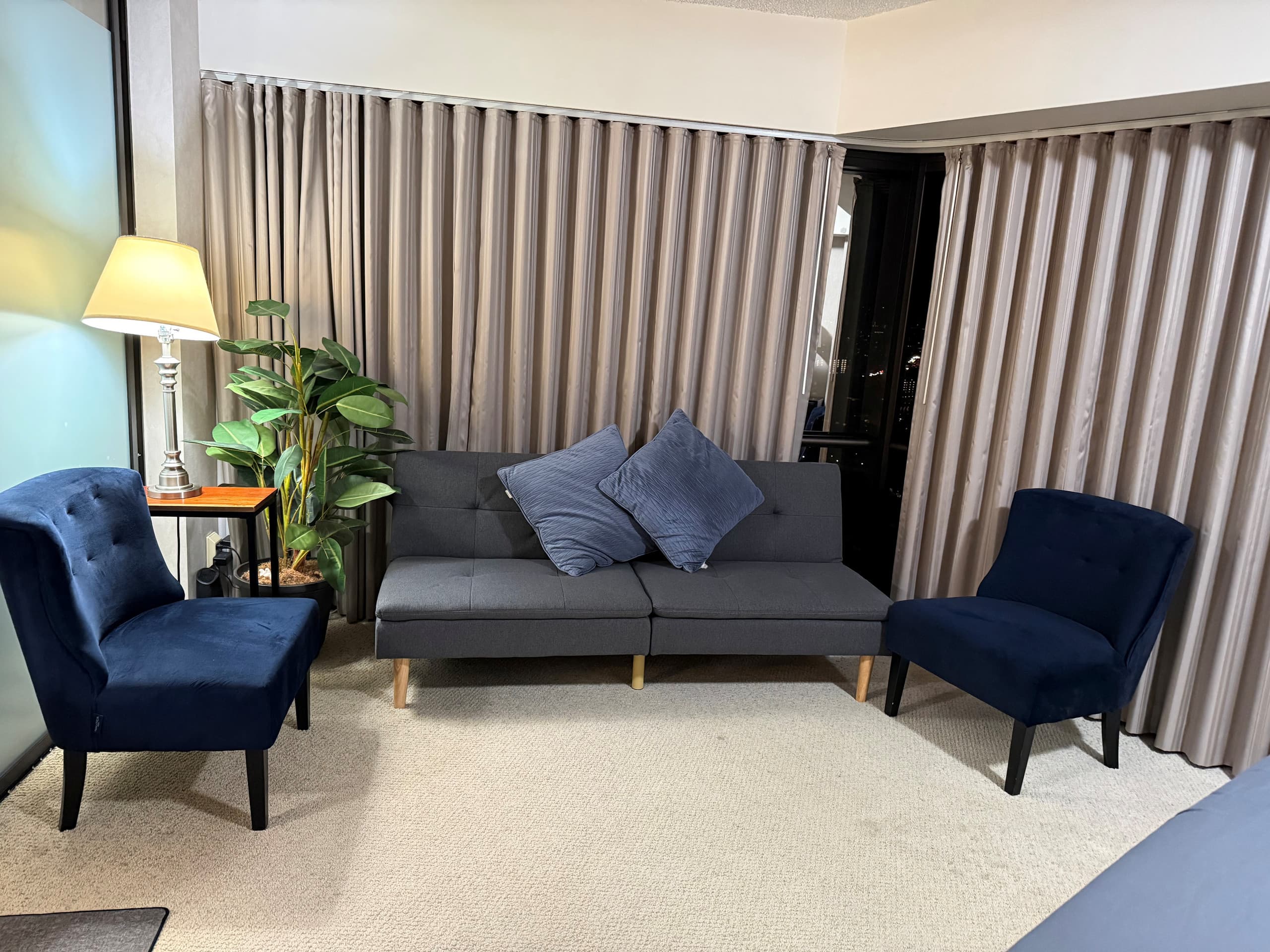 Condo in Honolulu · ★4.9 · 1 bedroom · 2 beds · 1 private bath - Image 10