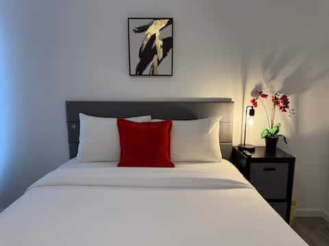 Skydive Stay | 4BR Near Lucid & Drop Zone