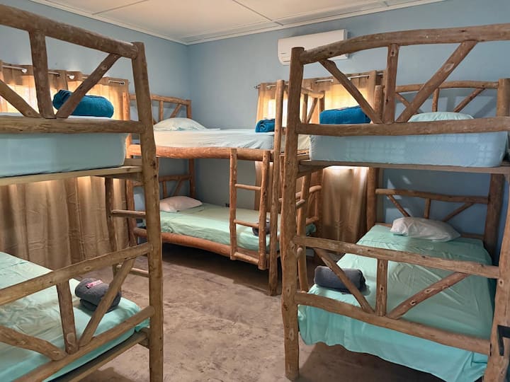 غرفة النوم 2