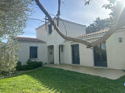 Villa close to the sea