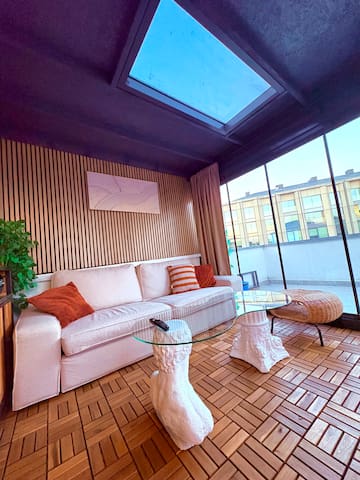 Nişantaşı-luxury large apartment with terrace gallery image 2
