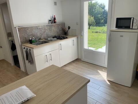 Top Airbnb: Independent studio of 24.00 sq. m in Ain