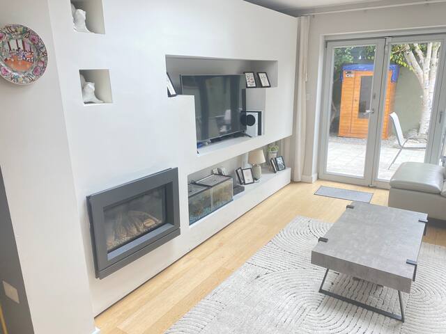 Period Family Home gallery image 2