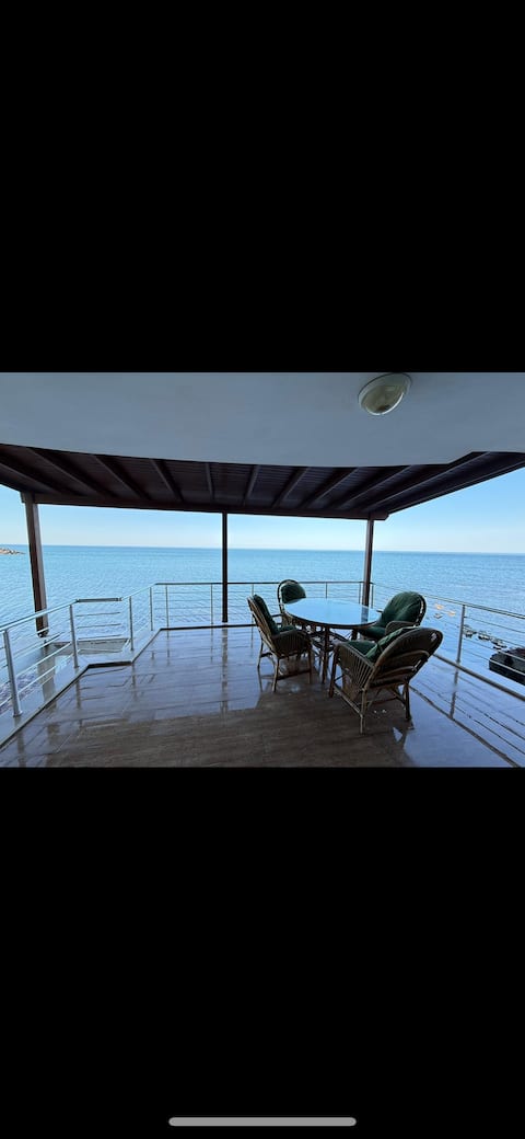Villa with stunning views by the sea sleeps 10