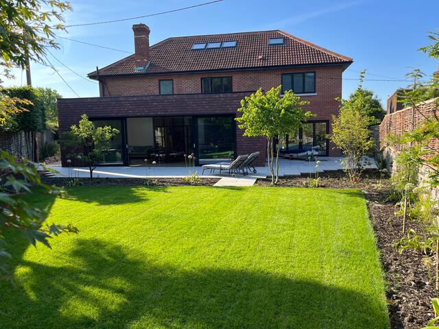 Sanctuary by the Sea in South Dublin gallery image 5