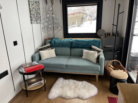 Annonce Airbnb populaire: Tiny house in the Haut-Jura à Saint Claude
