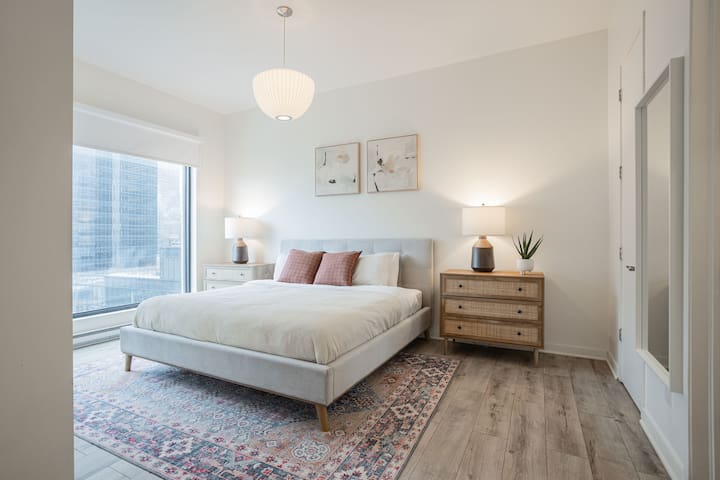 Free Indoor Parking Old Montreal 4 gallery image 4