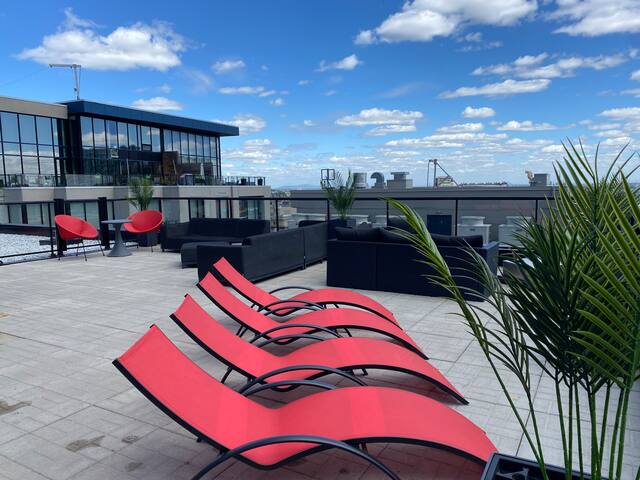 Free Indoor Parking Old Montreal 4 gallery image 5