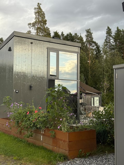 Idyllic Nes, cottage with jacuzzi available in autumn