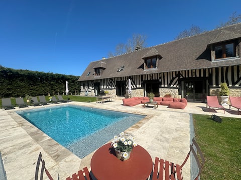Beautiful home near Deauville, heated pool