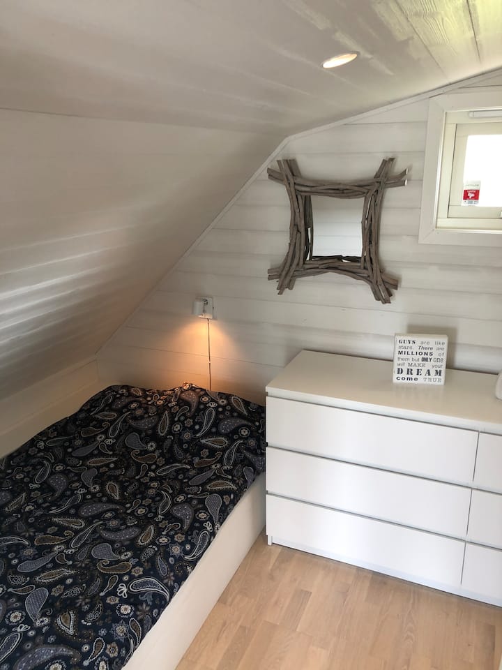 საძინებელი 2