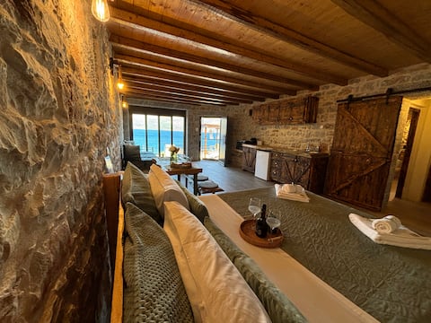Suite of Villa Lagkadaki