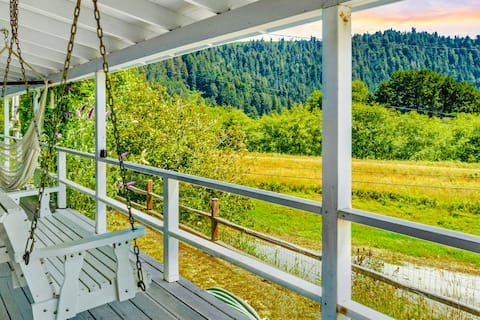 Humble Home on the Coast | Hot Tub & Fire Pit