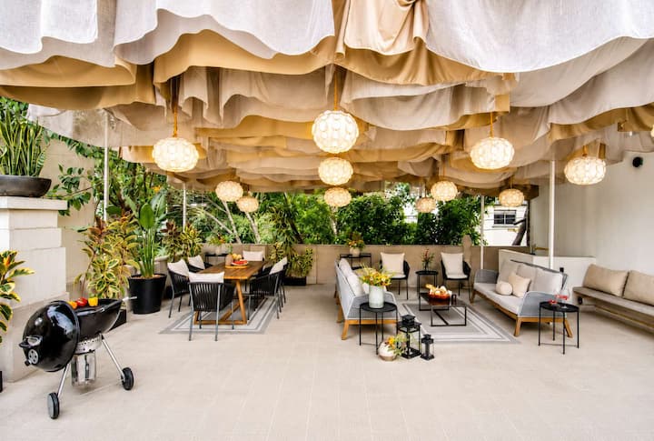 CASA SOUL - Stylish 9BR Villa with Rooftop in Cond