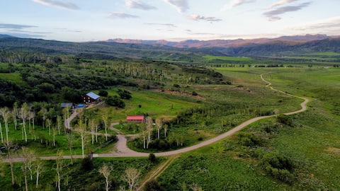Quiet secluded cabin on a N. Routt Ranch!