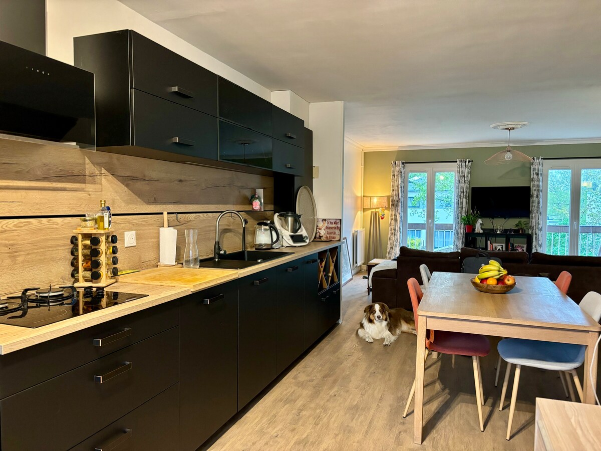 Annonce Airbnb populaire: 5 min from the circuit House 2 bedrooms, parking + garden à Le Mans