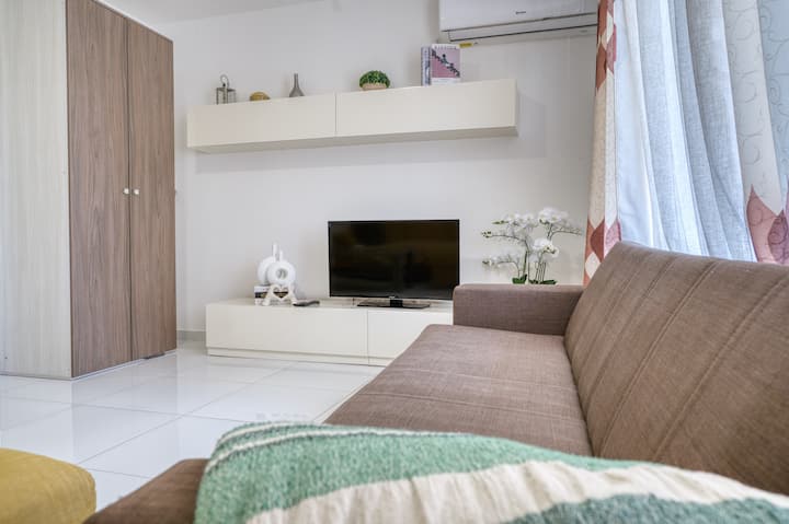 Sunrise Apt 2 photo 5