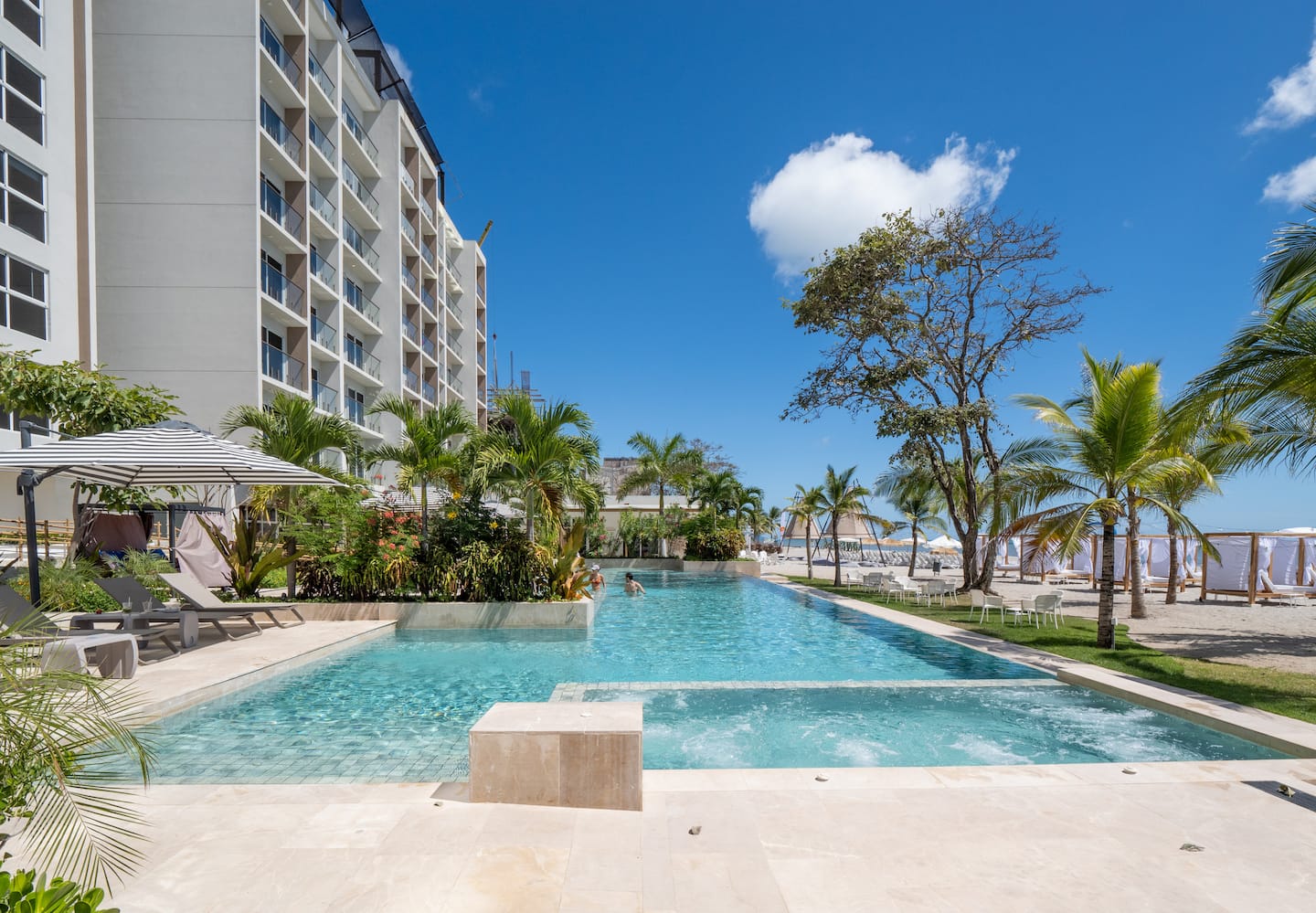 Beach pools