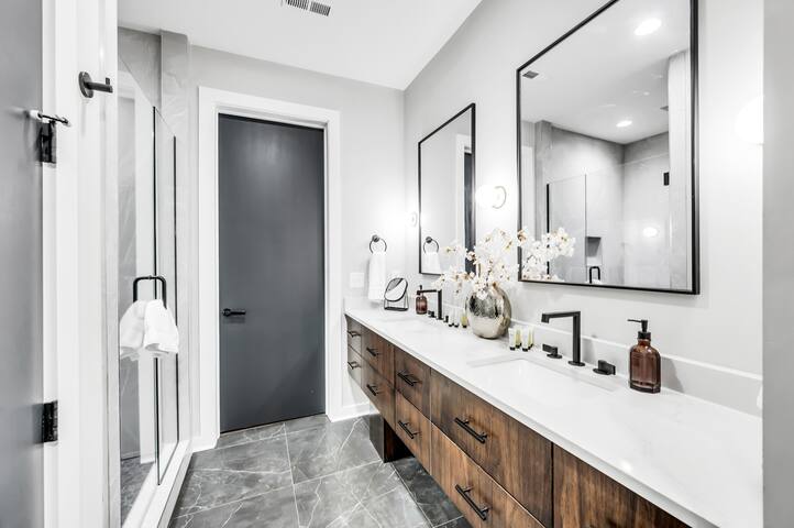 StudioC on MusicRow* byGulch,12south, 5MinBroadway gallery image 2