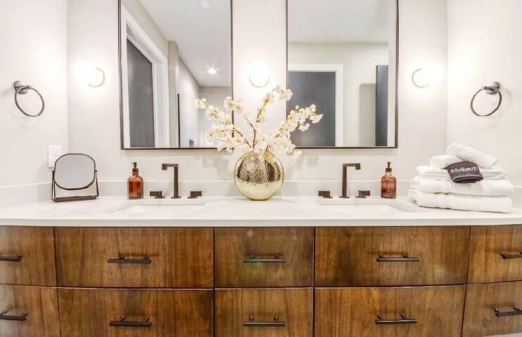 StudioC on MusicRow* byGulch,12south, 5MinBroadway gallery image 4