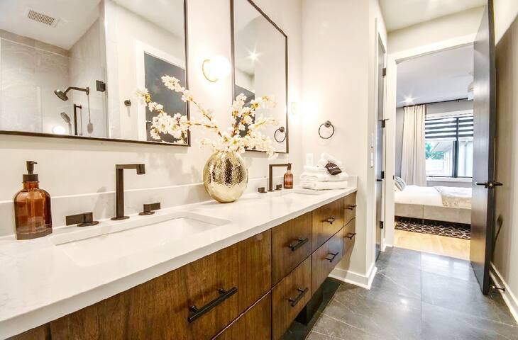 StudioC on MusicRow* byGulch,12south, 5MinBroadway gallery image 5