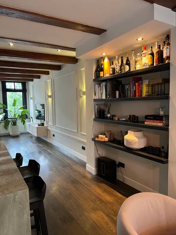 2 bedroom – 85 sqm Apartment Canal district