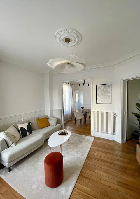 Top Airbnb: Apartment near Paris à Courbevoie