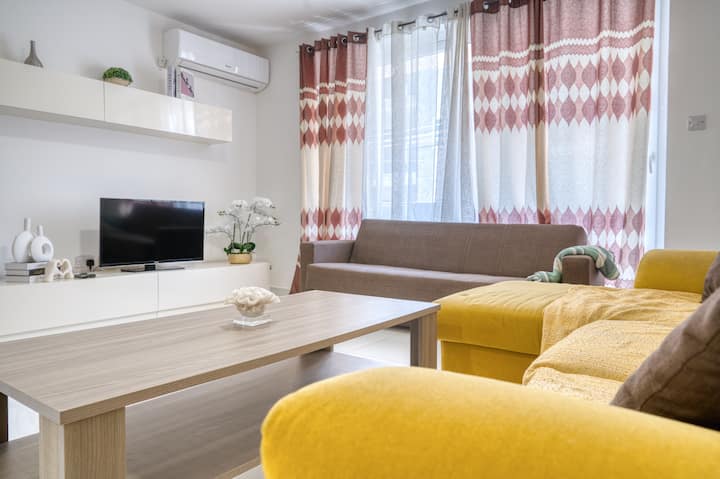 Sunrise Apt 1 photo 5