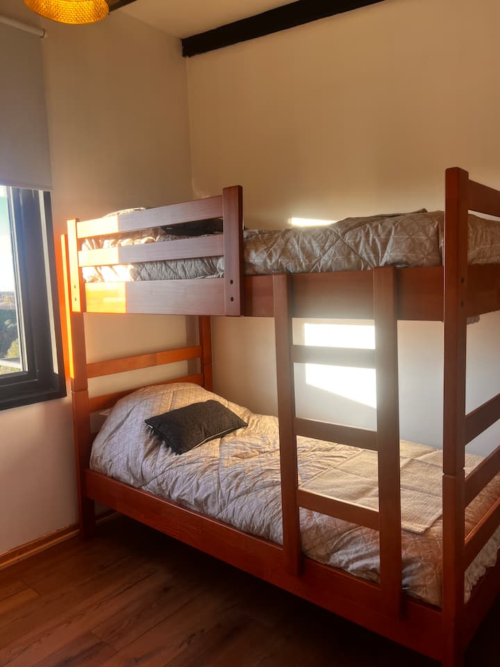 غرفة النوم 2