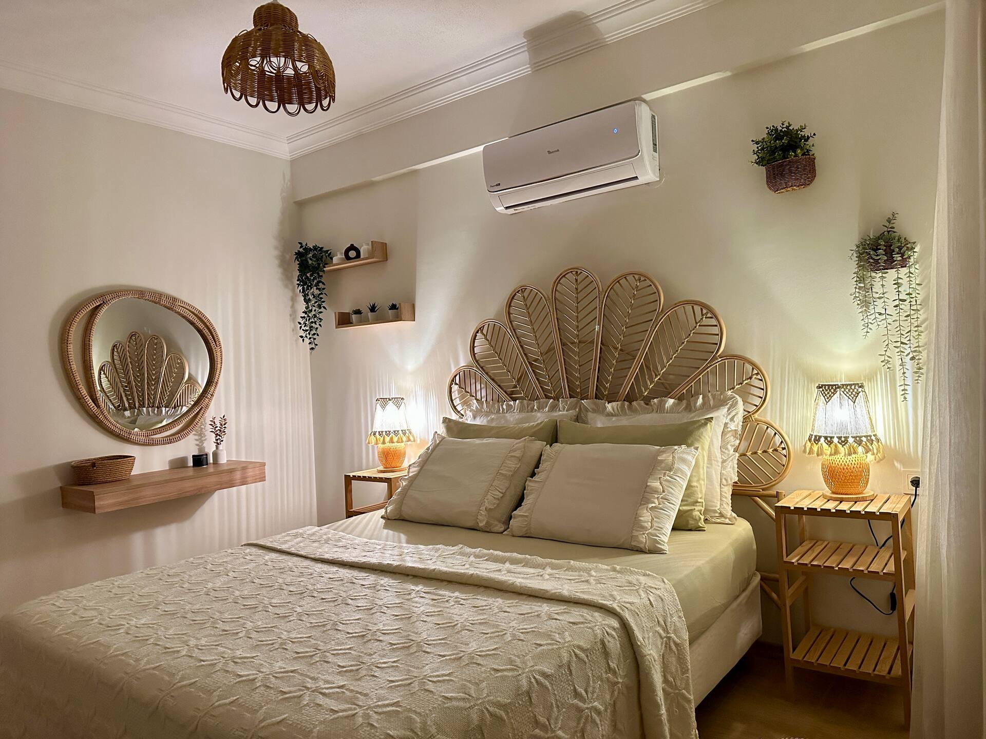 Spacious Apartment with Private Garden and BBQ, Fethiye