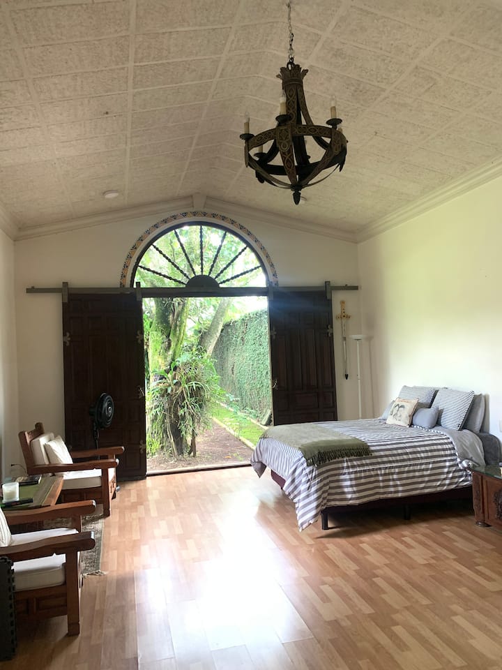 غرفة النوم 2