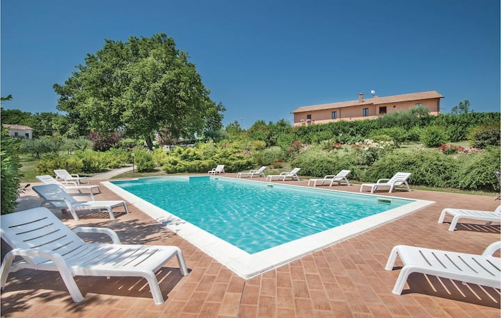 Beautiful Home In Acquasparta -Tr- - İtalya