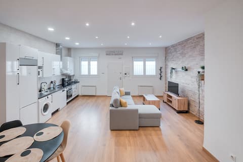 Popular Airbnb listing: A cozy loft 2 minutes from the metro in Madrid