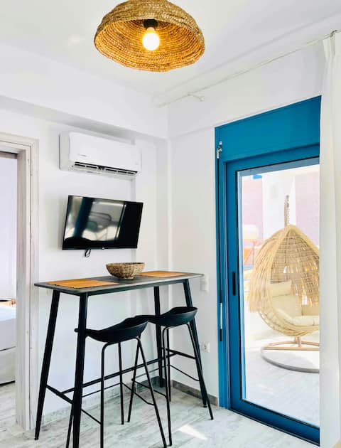 LightBlue Luxurious Suites 2